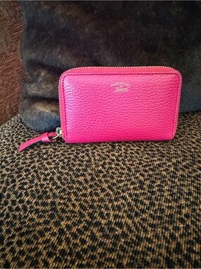 Gucci Hot Pink Leather Zip Around Compact Wallet with Gold Hardware and COA